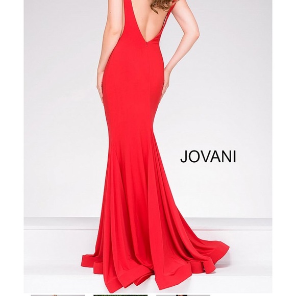Jovani prom dress- maroon color - Picture 2 of 8